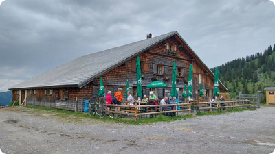 Alpmesse auf Alpe Wurzach - Neuer Pächter in die Saison gestartet